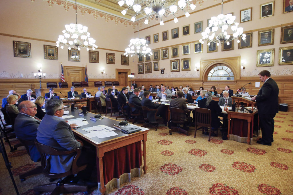 Kansas lawmakers mull plans to keep schools open | News, Sports, Jobs ...